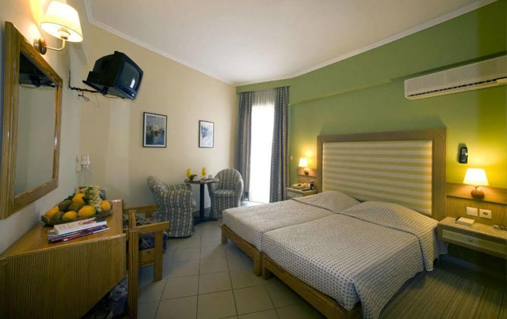 Hotel Dolfin Tolón Zewnętrze zdjęcie