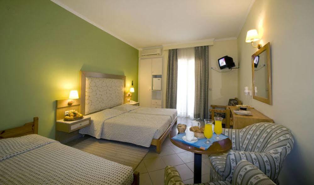 Hotel Dolfin Tolón Zewnętrze zdjęcie